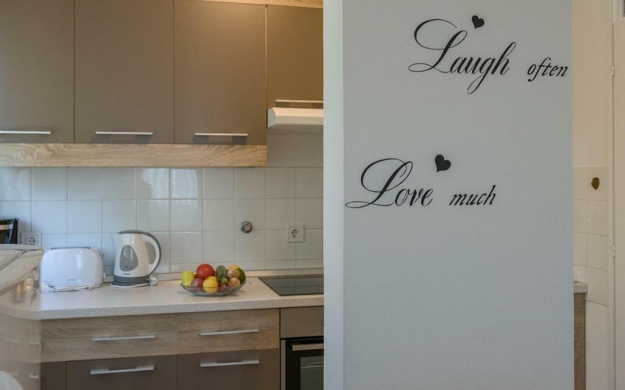 Apartment Maestral Pula Ngoại thất bức ảnh
