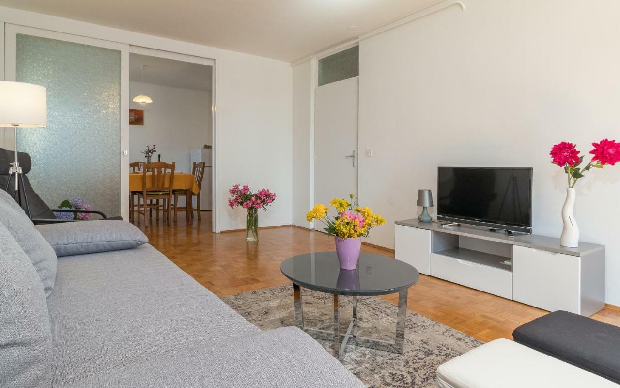Apartment Maestral Pula Ngoại thất bức ảnh